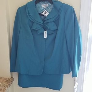 NWT Emily teal skirt suit, size 16W